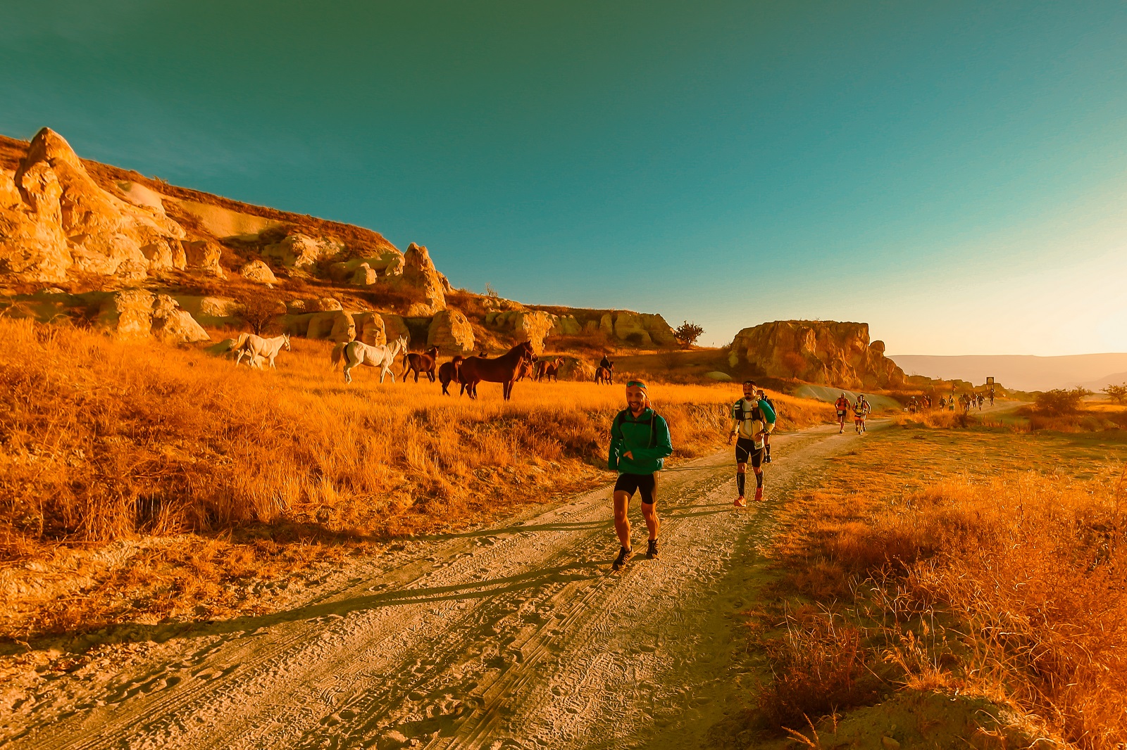 Kapadokya’nın büyülü atmosferinde patika koşusu     Kapadokya, Salomon Cappadocia Ultra-Trail® ile  15-16 Ekim’de binlerce sporcuyu ağırlayacak