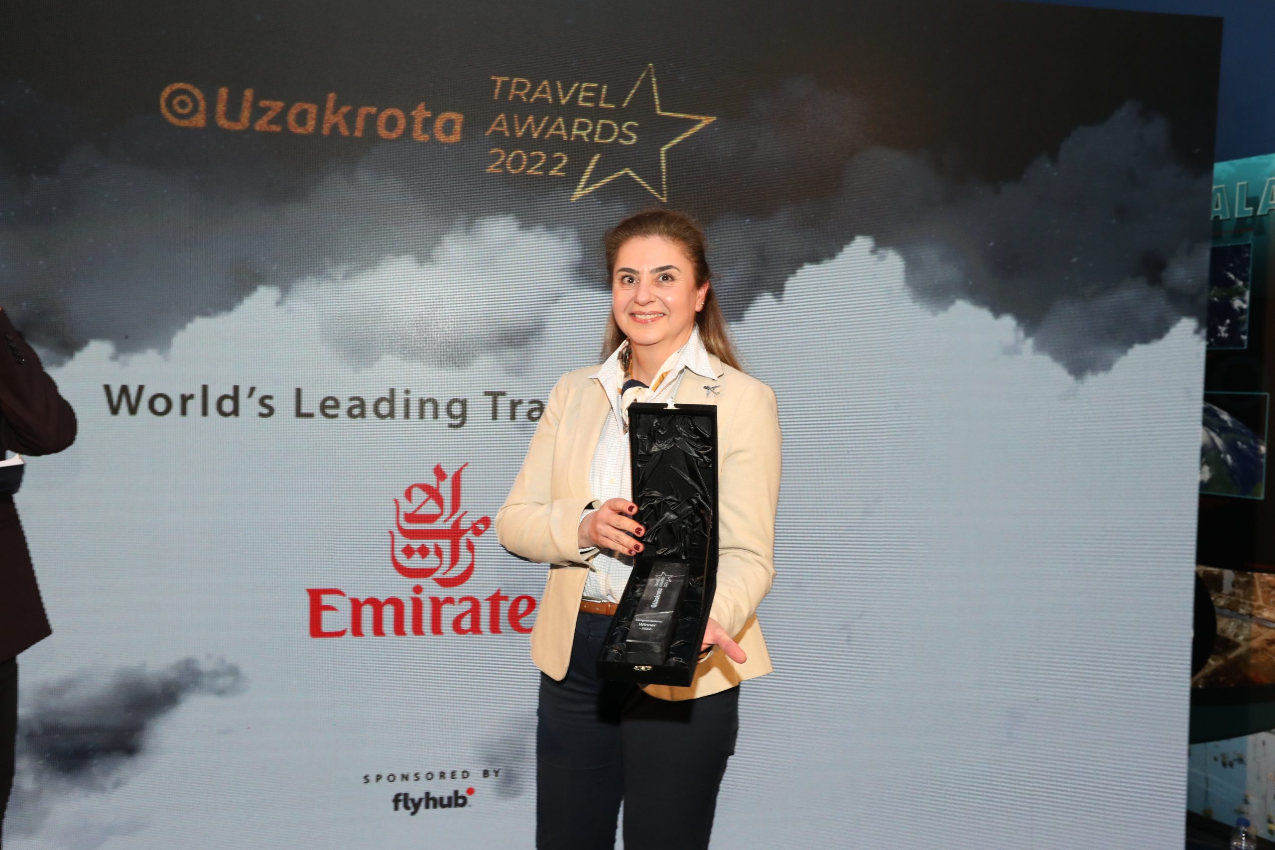 Emirates, Uzakrota Travel Summit 2022’den ‘’Dünyanın Lider Seyahat Markası’’ ödülü ile döndü