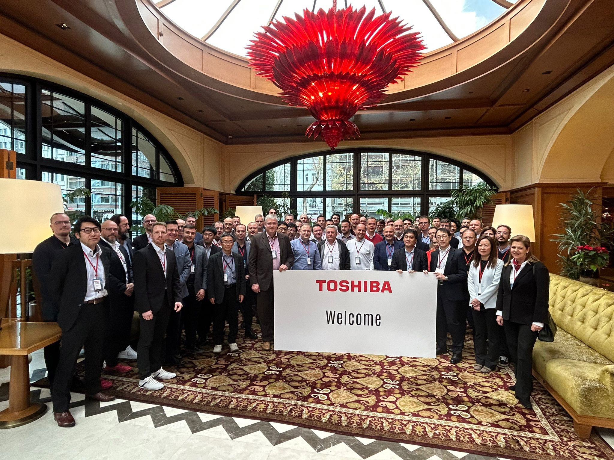 TOSHIBA EMEA BÖLGESİ DİSTRİBÜTÖRLERİ  İSTANBUL’DA BULUŞTU