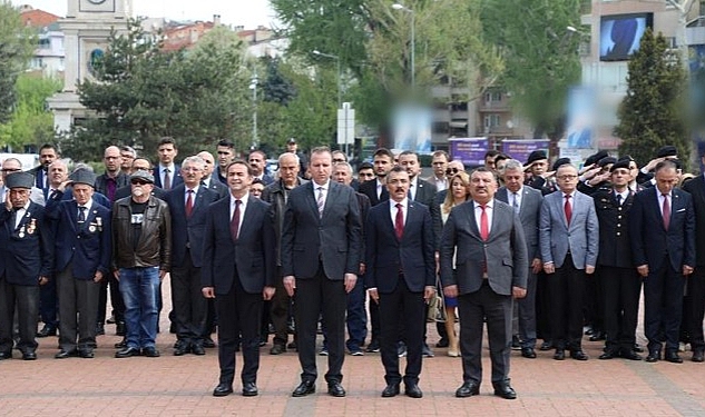 23 Nisan Ulusal Egemenlik Ve Çocuk Bayramı Törenlerle Kutlandı