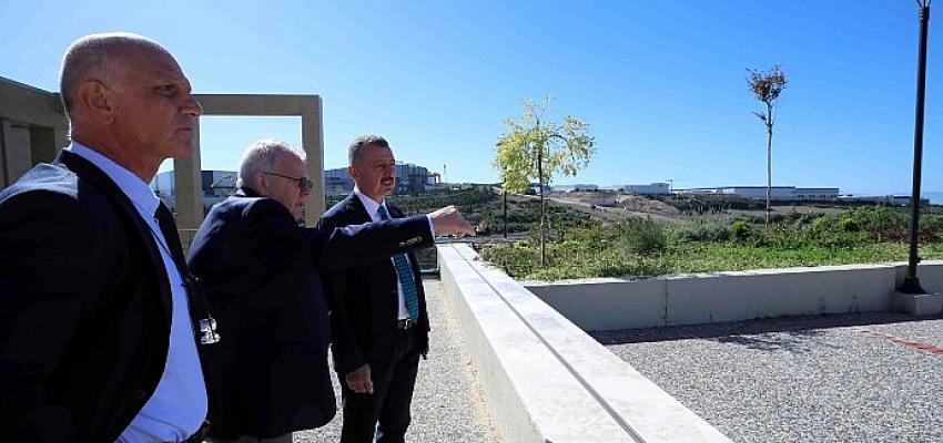 Başkan Büyükakın: Ülkeleri ve şehirleri yükselten ticari işbirlikleridir