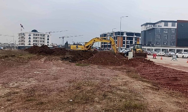 Kartepe Kent Meydanı’na otopark