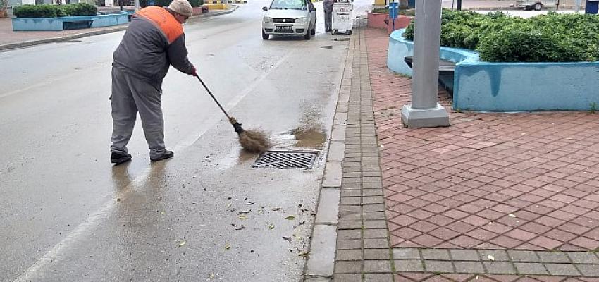 Kemer’de mazgallar temizleniyor