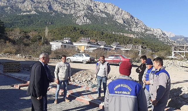 Kuzdere Mahallesi Ballıtaş Mevkii’nde yol ve kaldırım çalışmaları devam ediyor