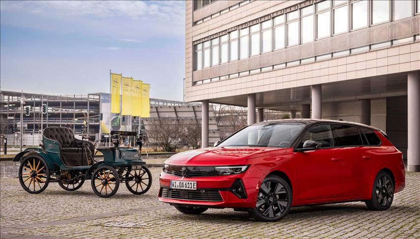 Opel, otomobil üretiminde 125. yılını kutluyor