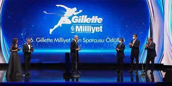 Türkiye Bisiklet Federasyonu  70.Gillette Milliyet Yılın Sporcusu Ödülleri’nde   “Erdoğan Demirören Büyük Ödülü’ne” layık görüldü