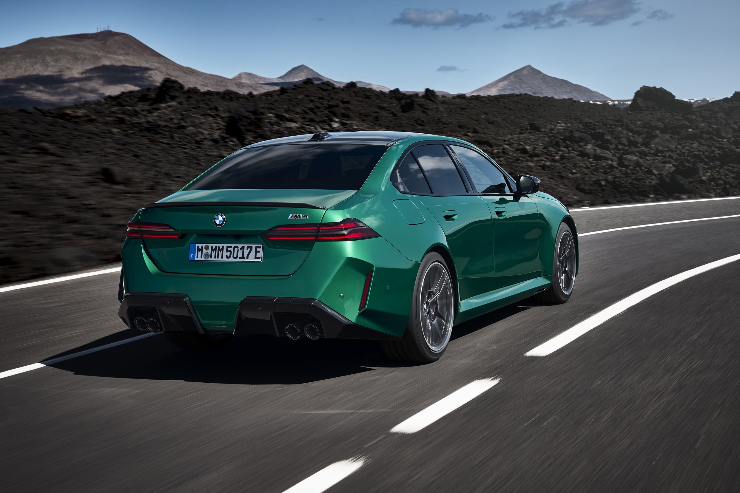 40 Yıllık Tarihinin En Güçlü M Versiyonu: Yeni BMW M5 - Bulten360.com
