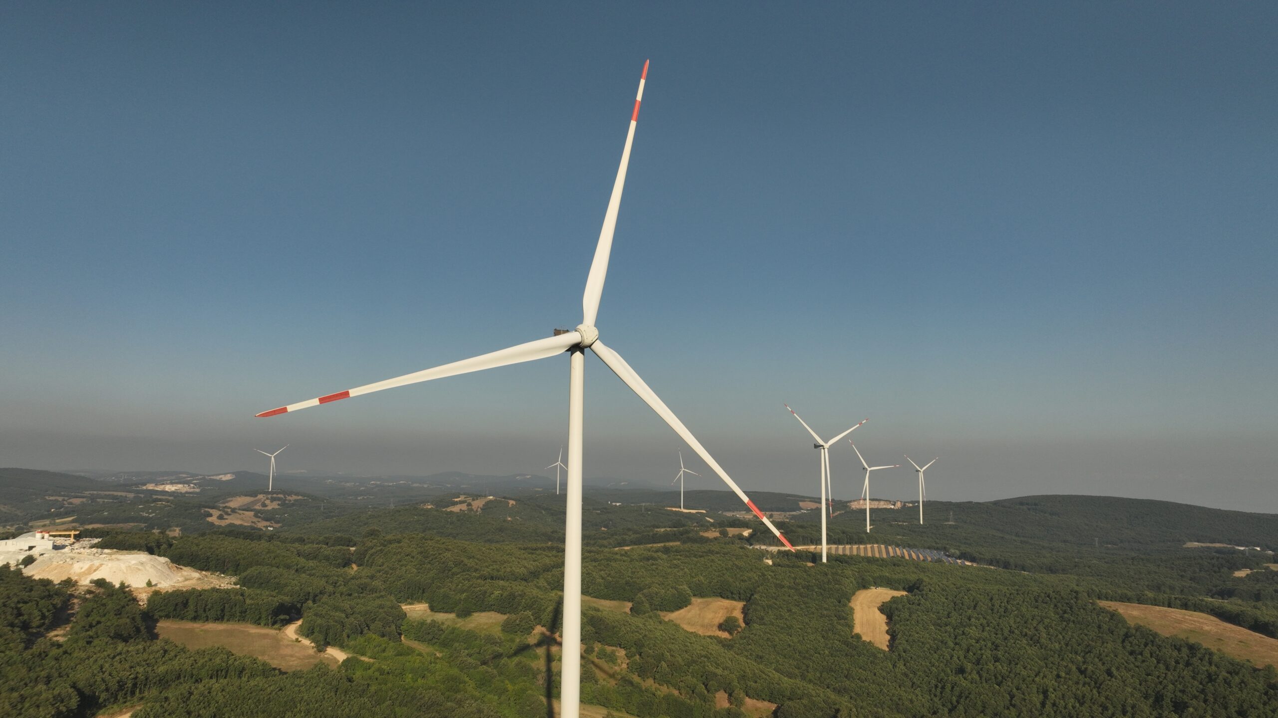 Sustainalytics, Galata Wind’in ÇSY Risk Derecelendirme Notunu 15,2 olarak açıkladı