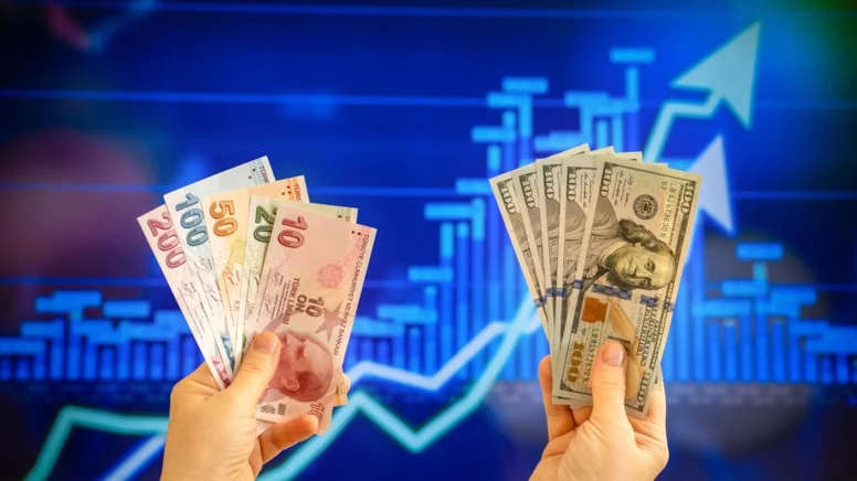 Dolar/TL bir rekoru daha kırdı