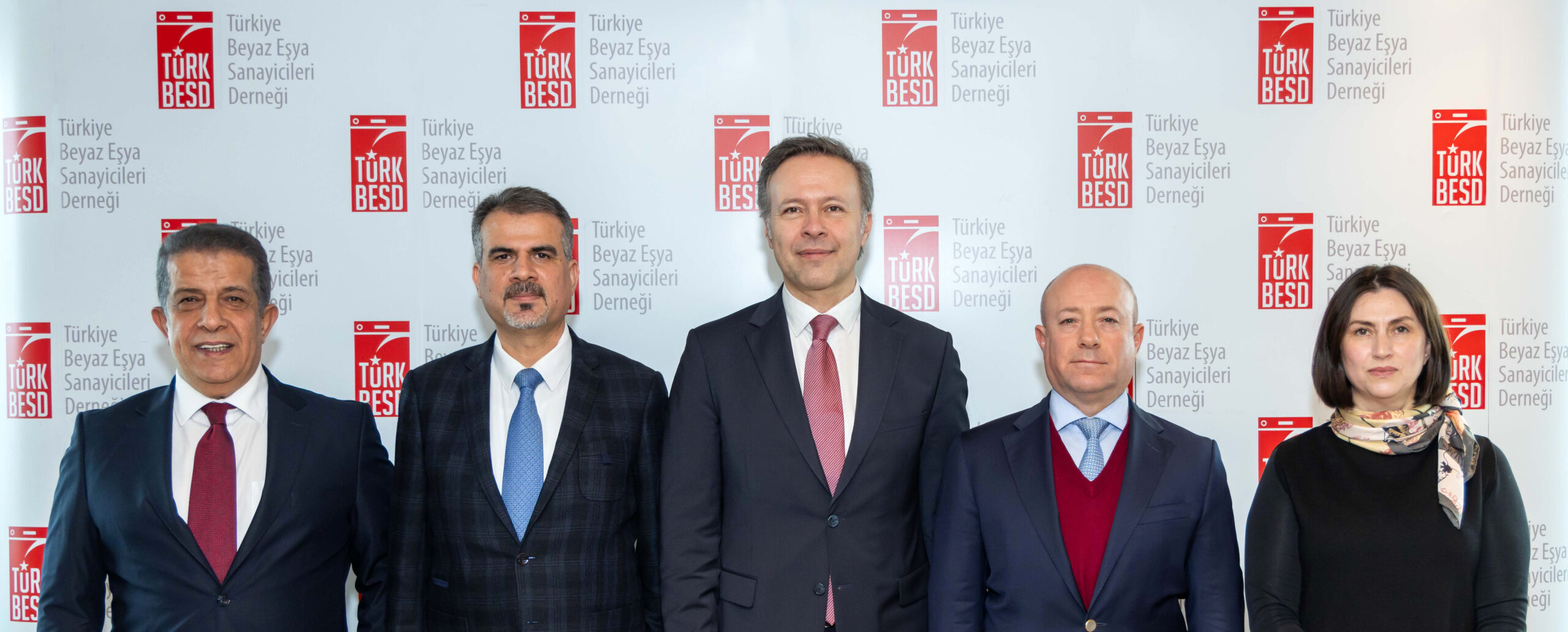 TÜRKBESD 2025 ilk çeyrek verilerini açıkladı:   Hem ihracat hem iç pazarda zorlukların derinleştiği bir döneme girildi