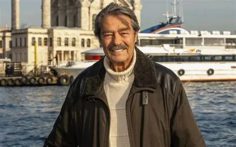 Yoğun bakımda tedavi gören Kadir İnanır’dan üzen haber