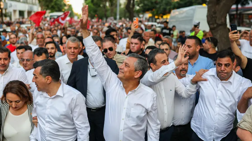 Özgür Özel’den Yeni Parti sonrası ilk mesaj